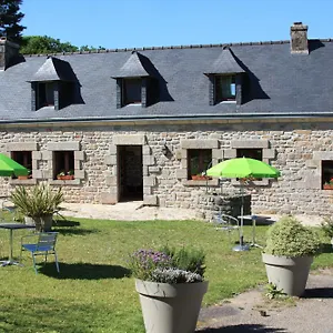 domaine-de-lesvaniel.inbrittany.com/