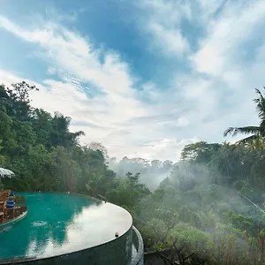 ***** Resort Natya Indonesië