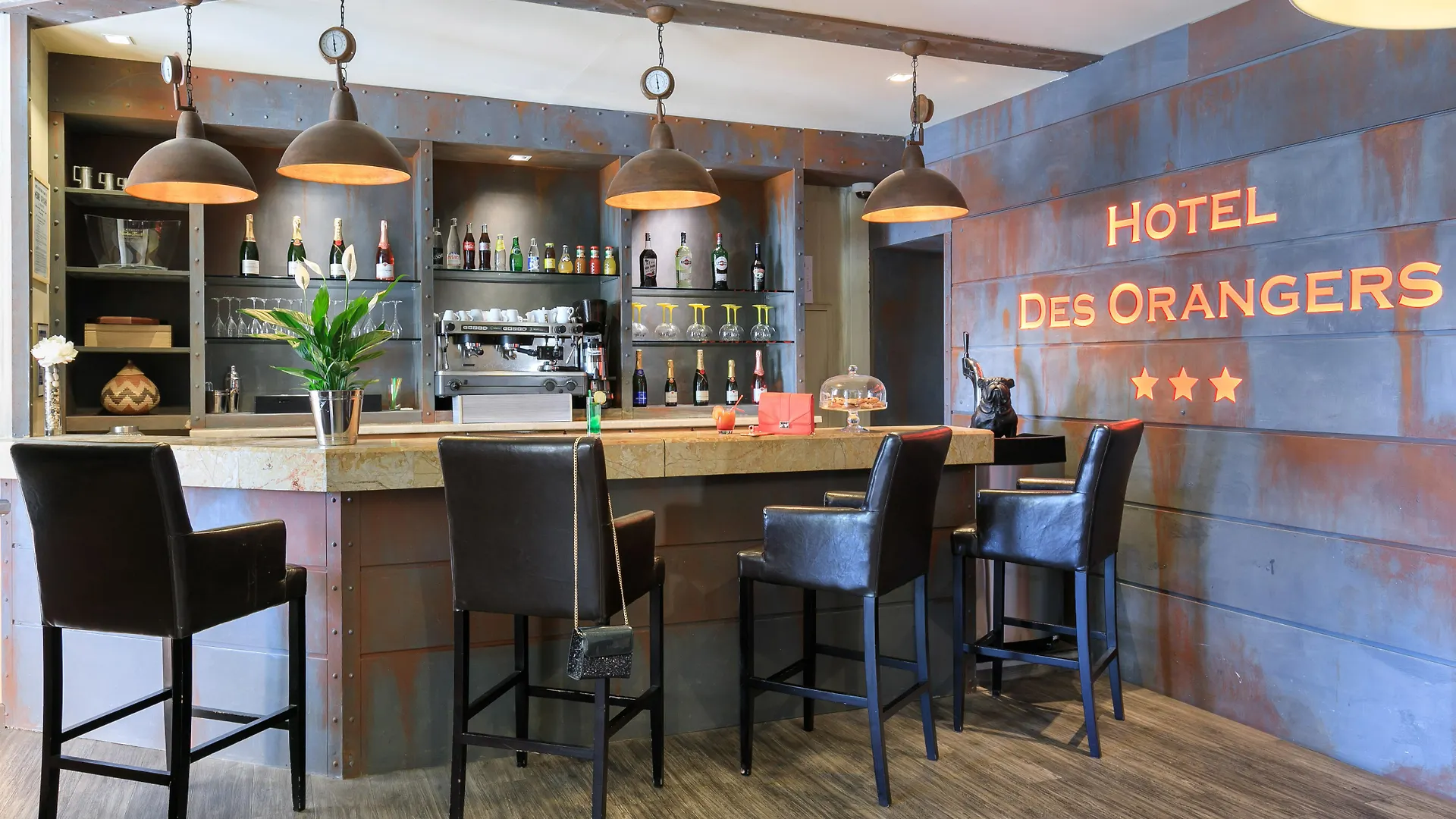 Best Western Hotel Des Orangers Cannes 4*,  Francia