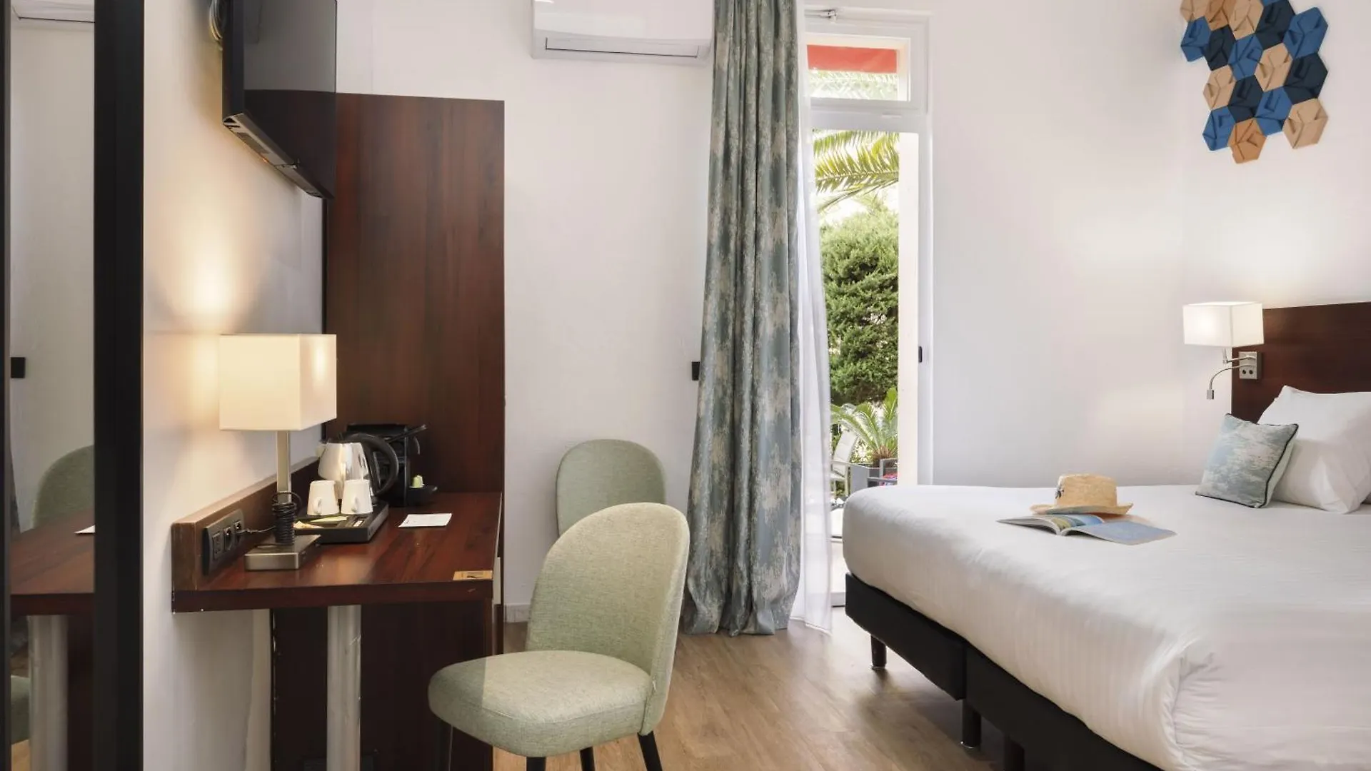 Best Western Hotel Des Orangers Cannes 4*,